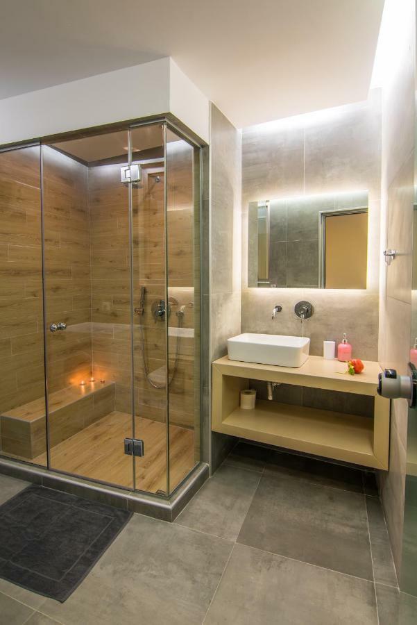 Utopia Luxury Apartment La Canea Esterno foto
